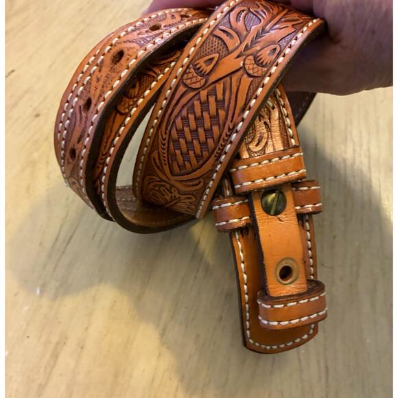 Circle Y Of Yoakum South Western Leather Belts Tooled Carved Native NEW Sz 30-32 - Picture 2 of 16